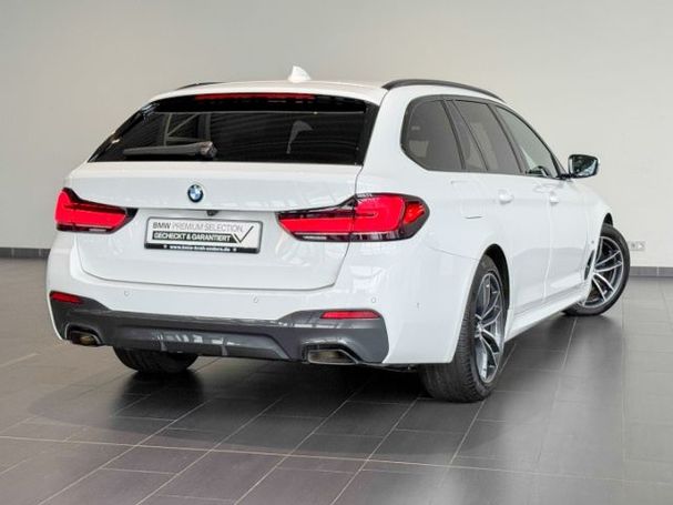 BMW 540i Touring xDrive 245 kW image number 4