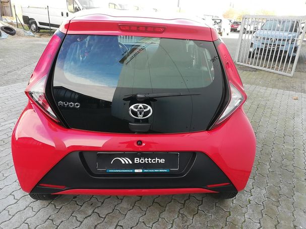 Toyota Aygo 53 kW image number 6