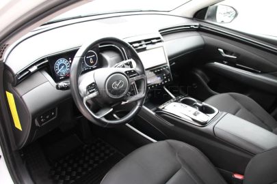 Car image 21