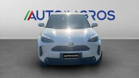Car image 3