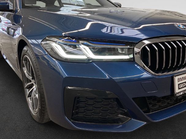 BMW 530 Touring 215 kW image number 12