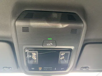 Car image 38