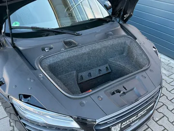 Car image 35