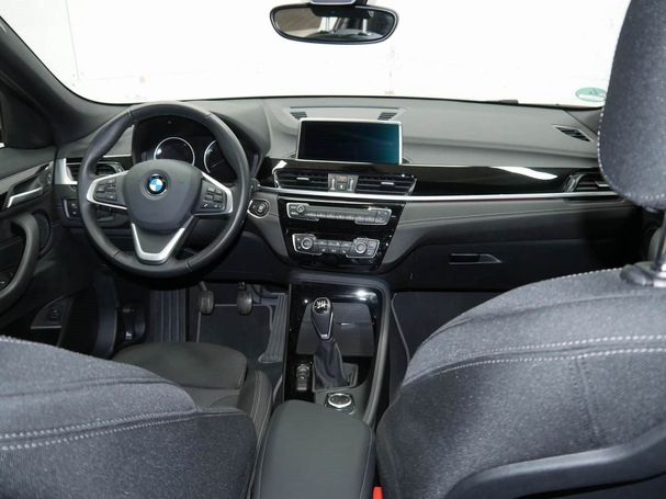 BMW X2 sDrive18i Advantage 100 kW image number 7