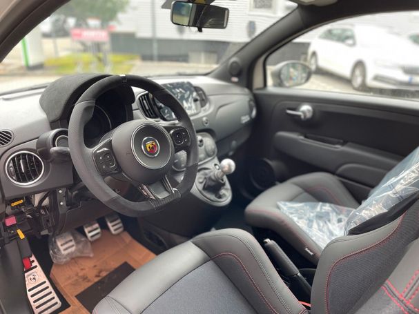 Abarth 695 132 kW image number 3