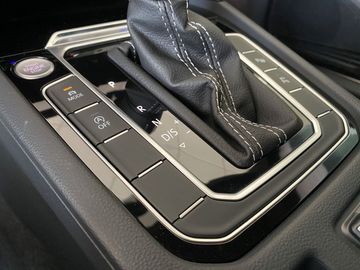 Car image 48