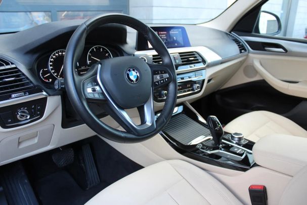 BMW X3 sDrive 110 kW image number 4