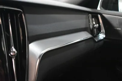 Car image 39