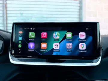 Car image 39