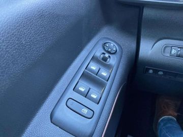 Car image 41