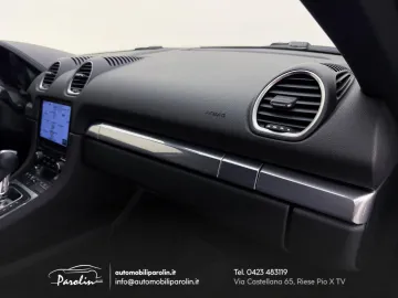 Car image 36