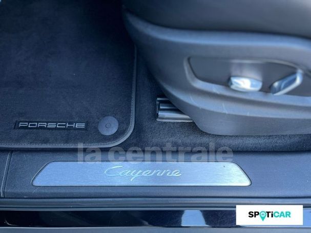 Porsche Cayenne Coupe E-Hybrid Tiptronic 340 kW image number 39