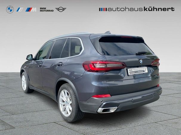 BMW X5 45e xDrive 290 kW image number 3