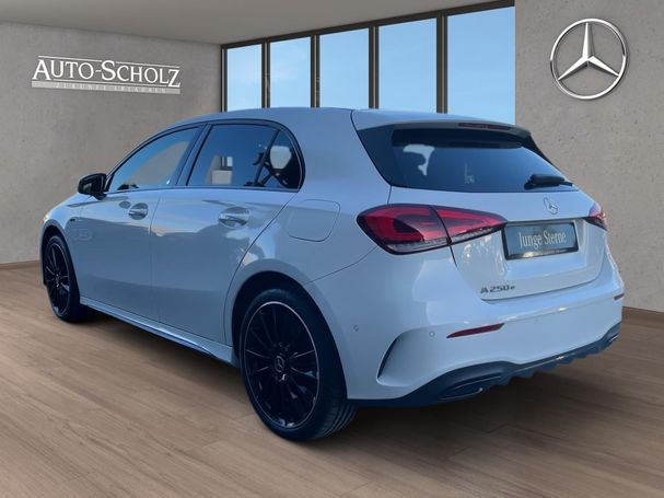 Mercedes-Benz A 250 e 160 kW image number 15