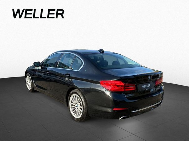 BMW 540i Luxury Line 250 kW image number 6