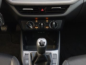 Car image 26