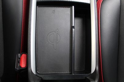 Car image 28