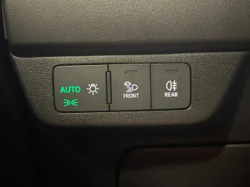 Car image 49