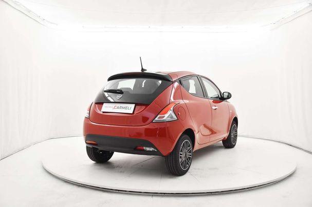 Lancia Ypsilon 51 kW image number 3