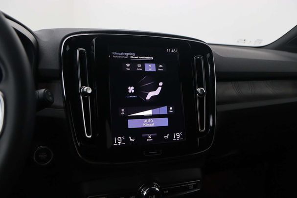 Volvo XC40 Recharge T4 Plus Dark 155 kW image number 27