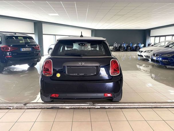 Mini Cooper SE M 135 kW image number 5