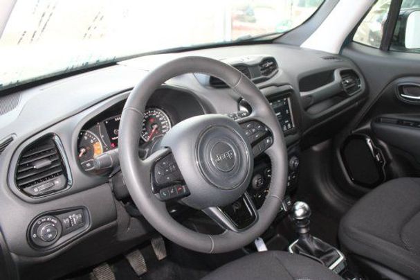 Jeep Renegade 1.0 T-GDi Night Eagle 88 kW image number 16