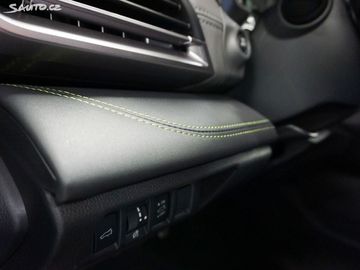 Car image 33