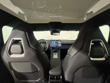 Car image 45
