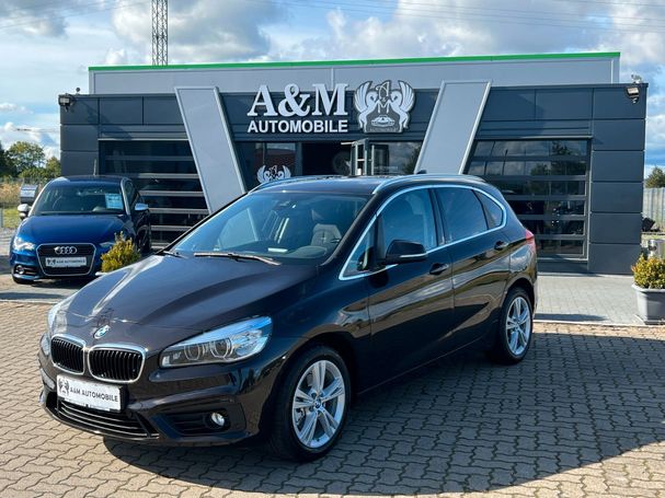 BMW 220i Active Tourer Advantage 141 kW image number 1