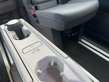 Car image 41