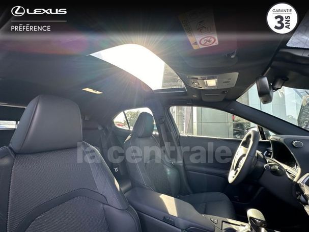 Lexus UX 135 kW image number 16