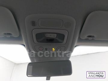 Car image 37