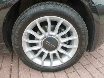 Car image 28