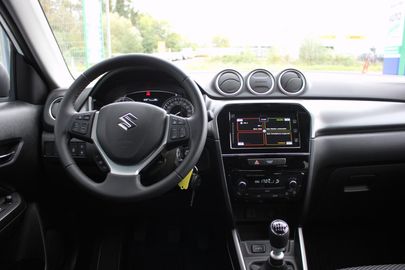 Car image 21