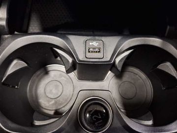 Car image 33