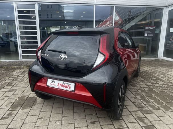 Toyota Aygo X 53 kW image number 7