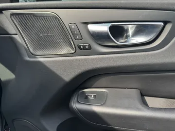 Car image 41