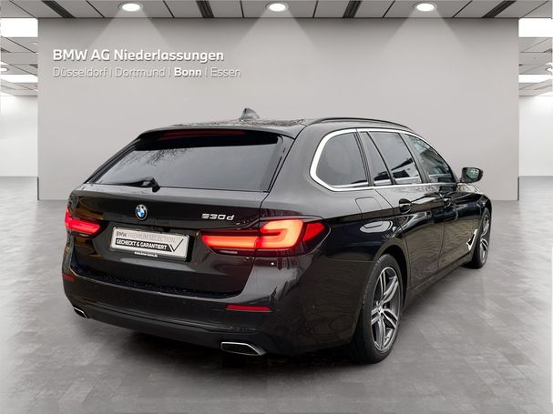 BMW 530d Touring 210 kW image number 4