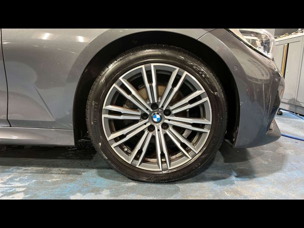 BMW 320i M Sport 137 kW image number 7