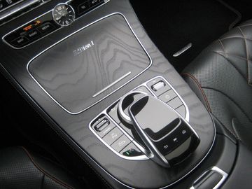 Car image 23