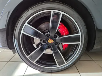 Car image 22
