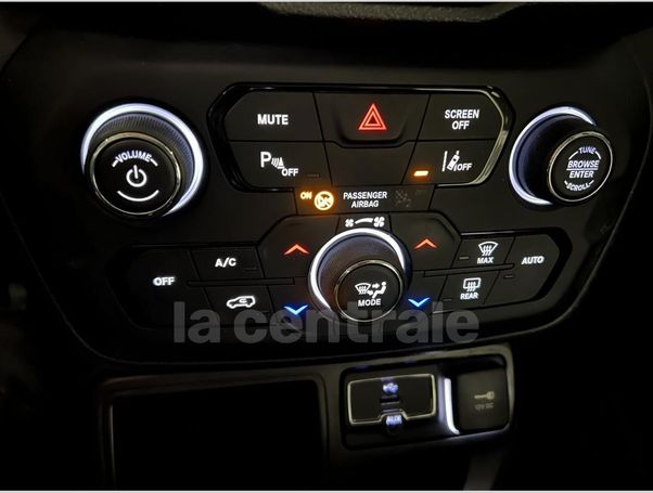 Jeep Renegade 1.0 Limited 88 kW image number 32