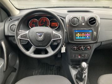 Car image 15