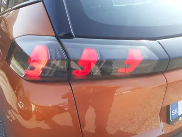 Car image 31