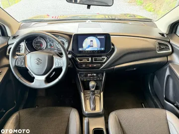 Car image 22