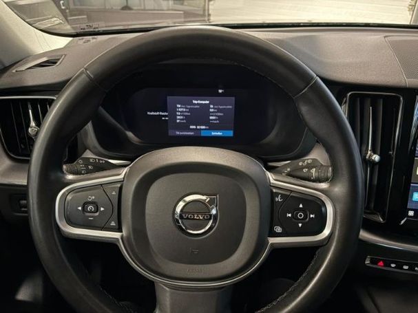 Volvo XC60 B4 Momentum Pro 145 kW image number 13