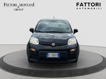 Car image 3