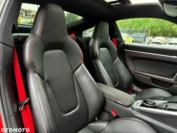 Car image 37