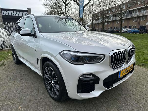 BMW X5 45e xDrive 290 kW image number 3