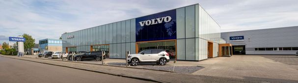 Volvo XC40 Recharge AWD Plus 300 kW image number 22